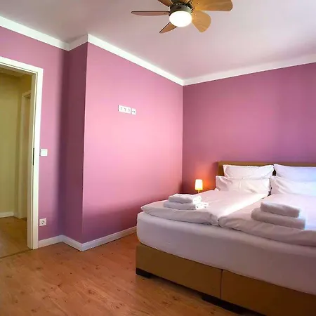 Amaroo Bb40 Hotel *